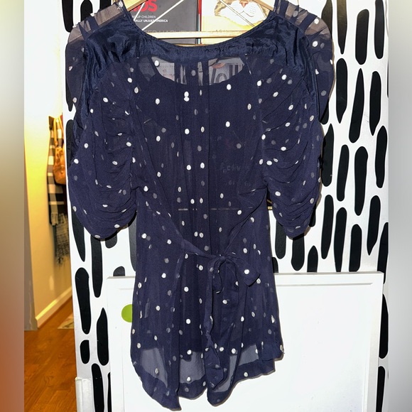 Stunning Anthropologie 100% Silk Navy and White Polka-Dot Embroidered Blouse - Picture 5 of 7